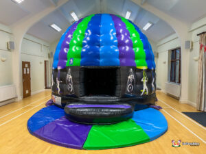 Disco dome with matching mats